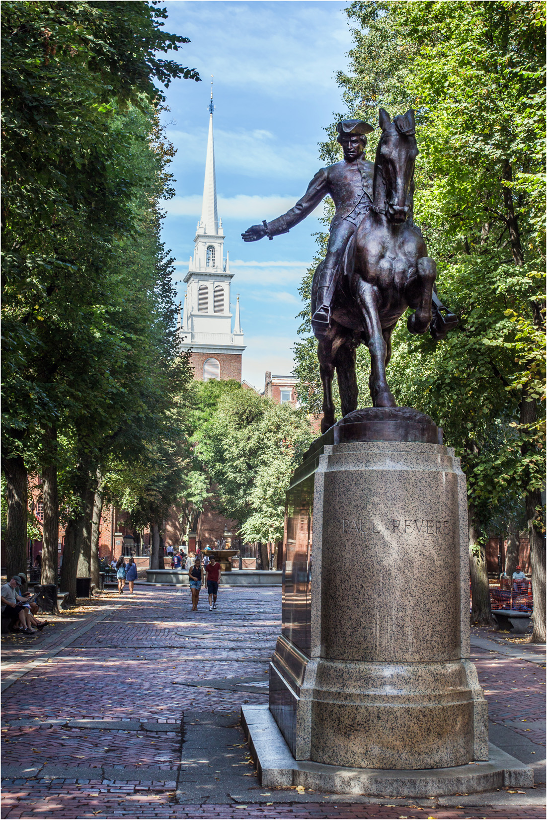 Statue of Paul Revere